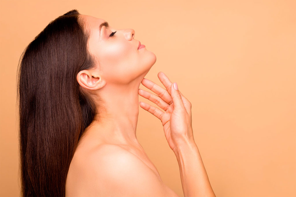 Non-surgical neck rejuvenation at Mirror Mirror Beauty Boutique in Houston, Texas can help to turn back the clock, giving you a tighter and more defined jawline and neck area. 